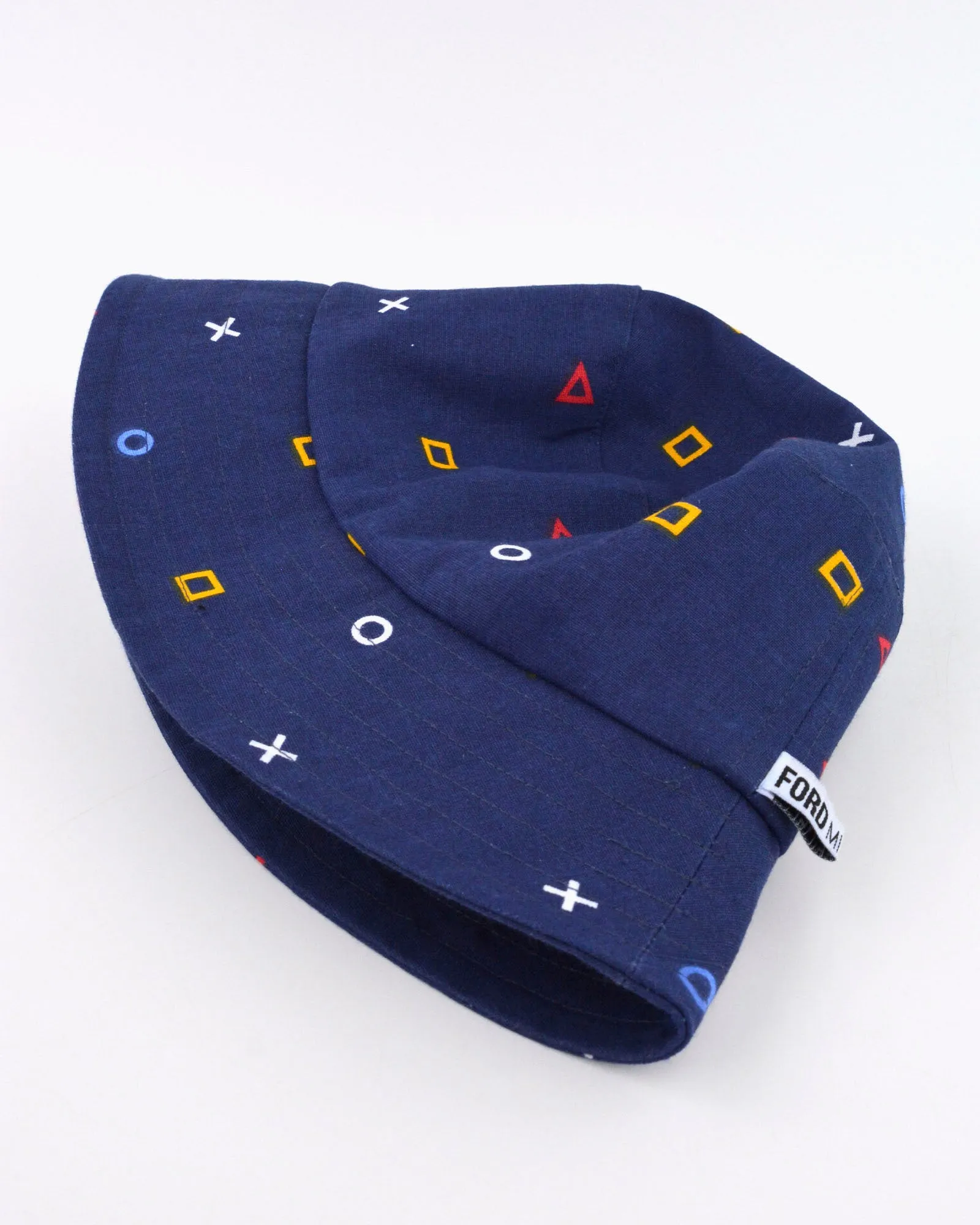 BILLY Unisex Bucket Hat (shapes)