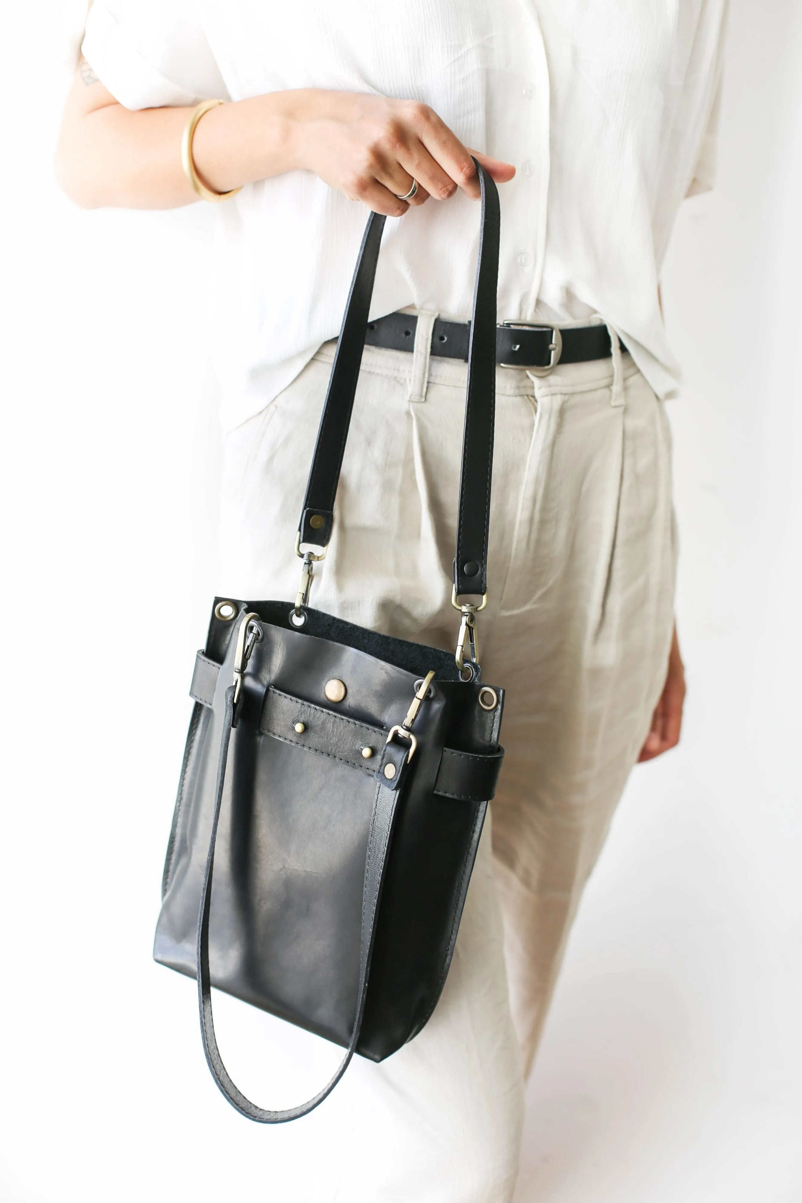 Black Minimal Leather Bag