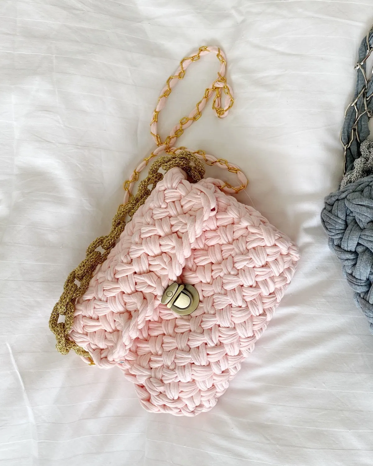 Herringbone Clutch - Downloadable Chunky Knitting Pattern