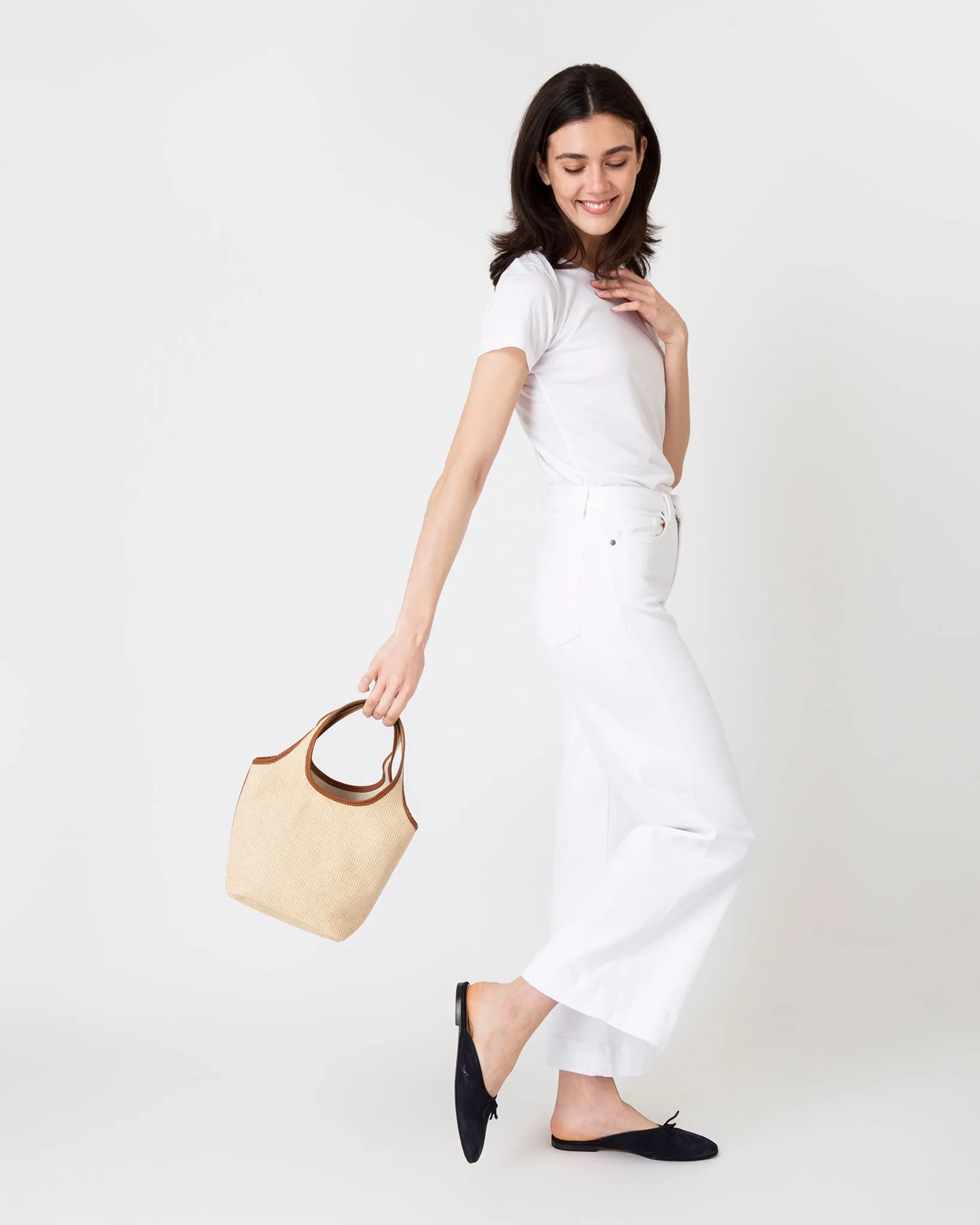 Paola Bucket Bag in Natural Straw