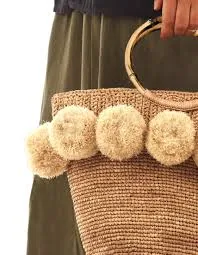 Pom Pom Bucket bag