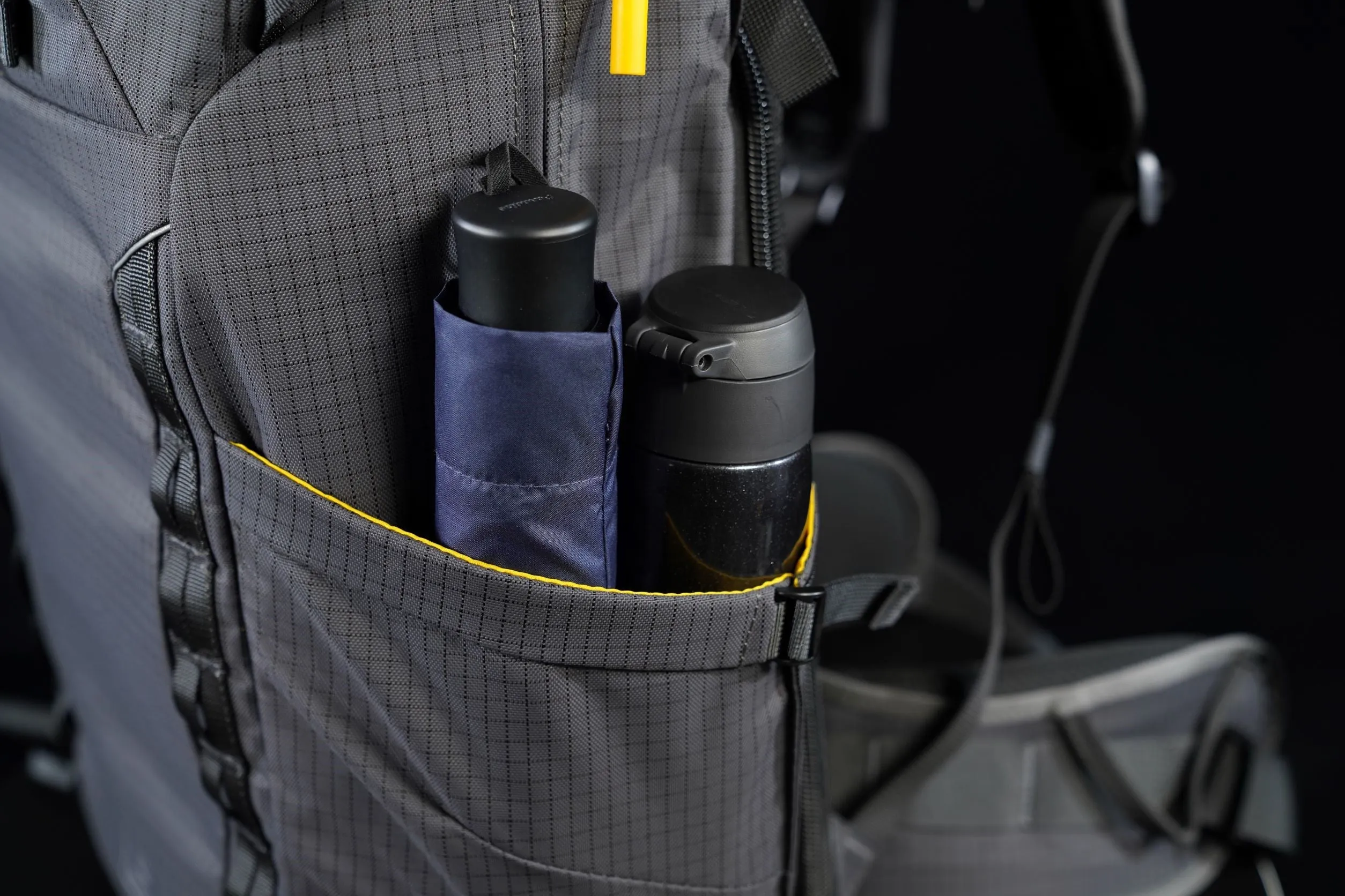 VEO Active 53 Gray Camera Backpack w/ USB Charger Connection